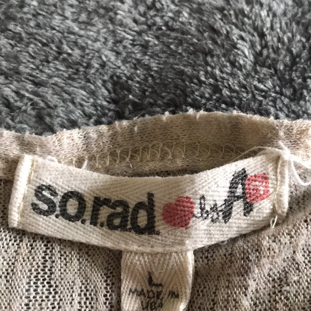 Sleeveless cardigan - Picture 4 of 6